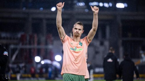 Fußball: Werder-Routinier Groß verlängert Vertrag