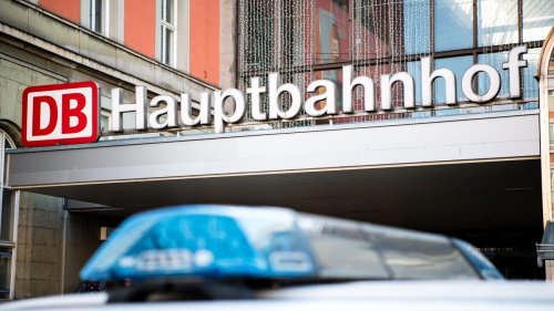 Kurioser Fund: Tasche mit 15.000 Euro Bargeld in ICE zurückgelassen