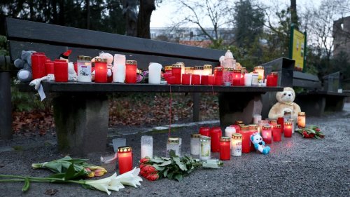 Nach Messerattacke: Helfer von Aschaffenburg ausgezeichnet - "Wahre Helden"