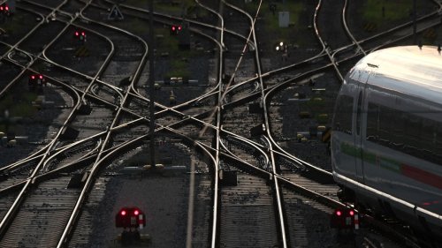 Bahn: Züge werden wohl auch 2023 kaum pünktlicher