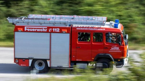 Brände: Zweifamilienhaus in Neunkirchen in Flammen: Brandstiftung