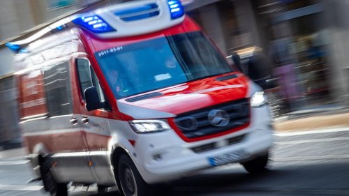 Mönchengladbach: Zwei Verletzte bei Unfall ohne Führerschein