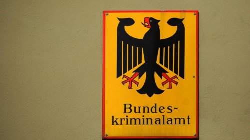 Rechte Terrorgruppe: Ermittlungen gegen Neonazi-Gruppe - Gelände durchsucht
