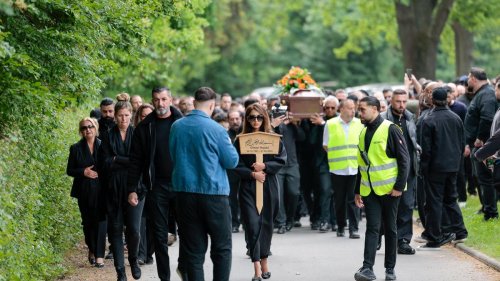 Gestorbener Musiker: Rapper Xatar in Bonn beigesetzt