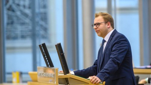 Bestattungsgesetz: Tuchbestattungen sollen in Sachsen-Anhalt möglich werden