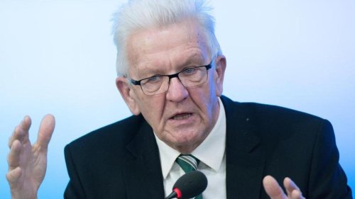 Landtag: Kretschmann: Clubs und Diskotheken bleiben geschlossen