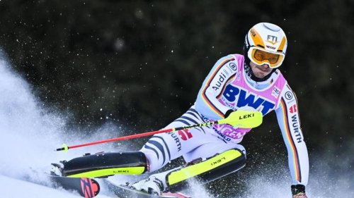 Der Wintersport am Samstag: Skispringen, Biathleten in Antholz und Slalom in Kitz
