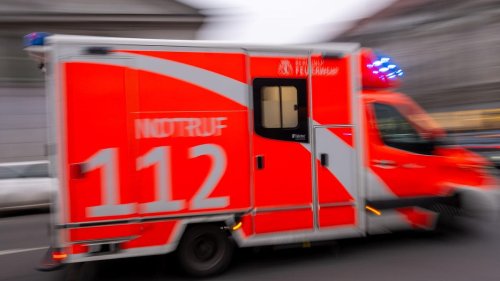 Herzogenaurach: Auto kracht in Bikergruppe - Zwei Menschen sterben