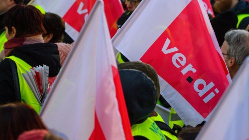 Streit um Tarifvertrag: Streik an mehreren Fresenius-Kliniken im Norden