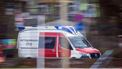 Dortmund: 19-Jährige stürzt beim Fensterputzen aus viertem Stock