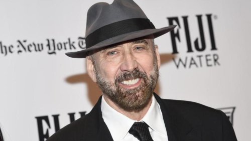 Leute: Nicolas Cage hält sich Krähe als Haustier