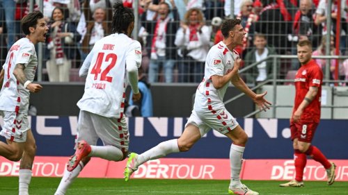 2. Fußball-Bundesliga: Funkel führt 1. FC Köln als Zweitligameister zum Aufstieg