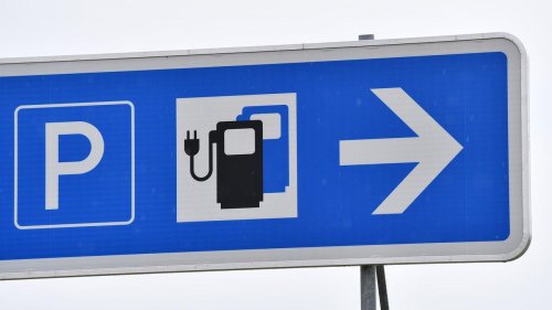 Elektroautos: Meiste Stromtankstellen in Erfurt und im Ilm-Kreis