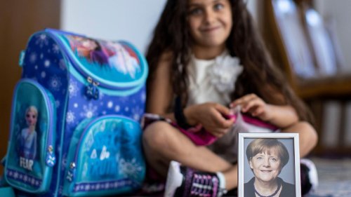 Gesellschaft: Grundschulmädchen Angela bekommt Post von Merkel