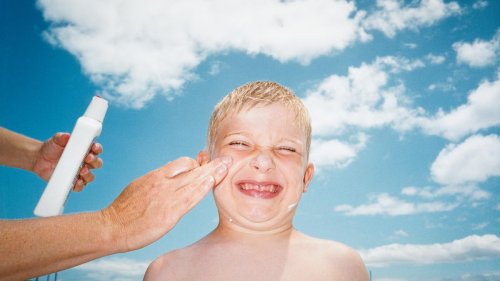 Sonnenschutz: "Die Reparatur-Enzyme unserer Haut helfen nicht hundertprozentig"