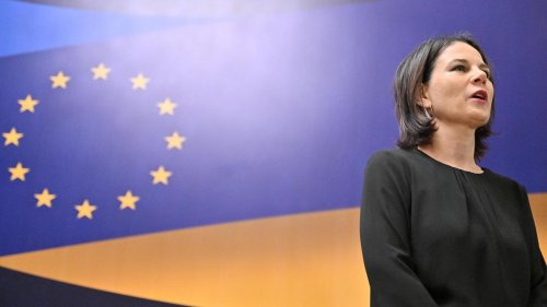 EU-Außenministertreffen: Annalena Baerbock verortet EU "bald von Lissabon bis Luhansk"