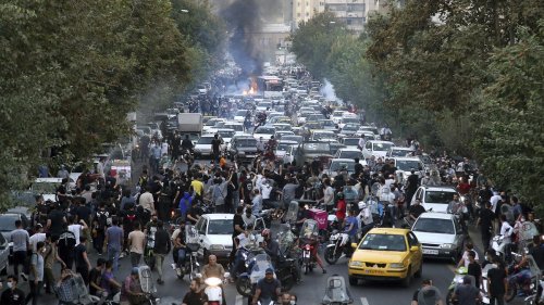 Proteste: Iraner gehen zwölfte Nacht in Folge auf die Straße