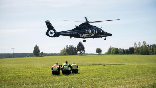 Kontrollen der Bundespolizei: Hubschrauber-Sprungfahndung an tschechischer Grenze