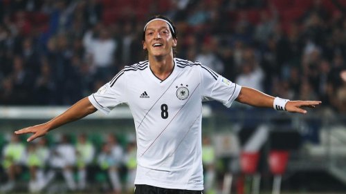 Mesut Özil: Ein sehr guter Deutscher
