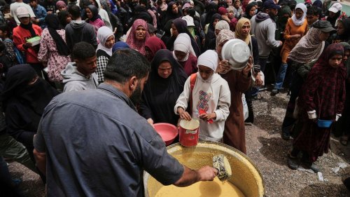Humanitäre Notlage: Israelische Regierung will wieder Hilfe nach Gaza lassen