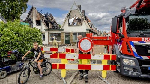 Hitzewelle: Evakuierungen wegen Dünenfeuers an der niederländischen Küste