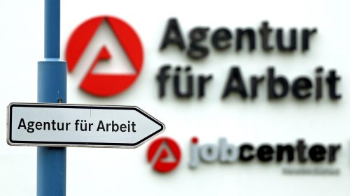 Lage am Arbeitsmarkt: Jobmarkt ohne Elan: Arbeitslosigkeit sinkt nur leicht