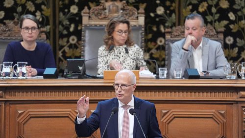 Regierungserklärung: Tschentscher verspricht Wachstum, Sicherheit und Wohnungsbau