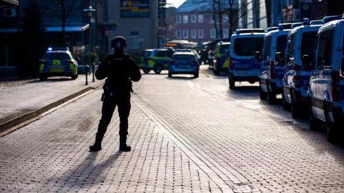 Niedersachsen: Mann bedroht Mitarbeiter in Jobcenter mit Spielzeugwaffe