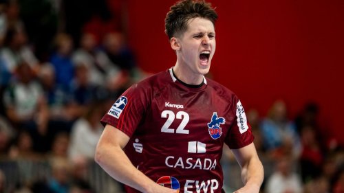Handball-Bundesliga: Kuriose Szenen: Vier Rote Karten, Schiri braucht Regelheft