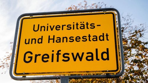 Notfälle: Mann flieht aus Klinik und begeht mehrere Straftaten