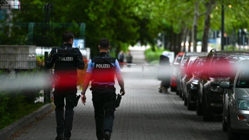 Kriminalität: Opfer in Halle: Zwei Erwachsene und ein Mädchen