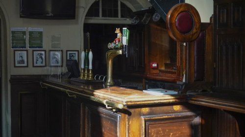 Großbritannien: Britische Pubs fürchten wegen steigender Energiekosten um Existenz