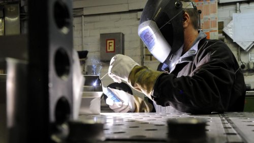 Unternehmen: Metallindustrie klagt über Fachkräftemangel