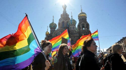 Russland: Verlagsmitarbeiter wegen angeblicher "LGBT-Propaganda" festgenommen