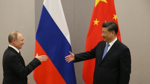 Xi Jinping in Moskau: Auf fadenscheiniger Mission