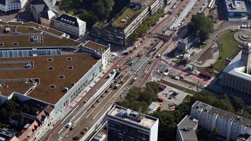 Karlsruhe: Herabstürzende Lüfterteile: Autotunnel in weiter Ferne