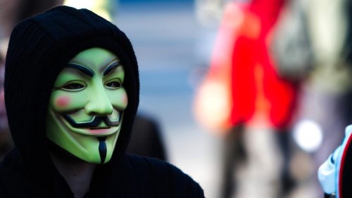 Anonymous: Lass das mal die Hacker machen