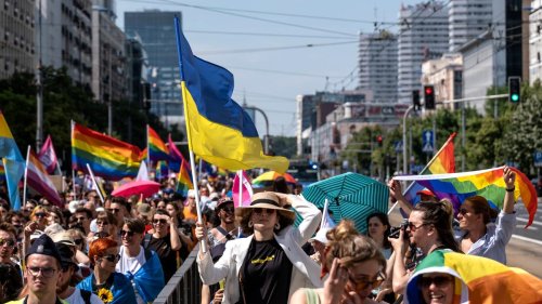 LGBTQ: Zehntausende Menschen demonstrieren auf Pride-Parade in Polen