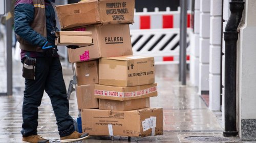 Arbeitsbedingungen: Verdi fordert Verbot von Subunternehmen in der Paketbranche