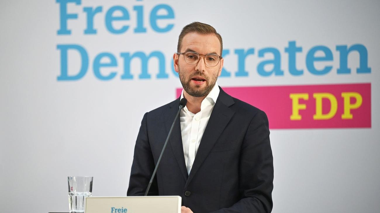 Vorstandswahl: Brandenburgs FDP-Landeschef Zyon Braun bleibt an der Spitze