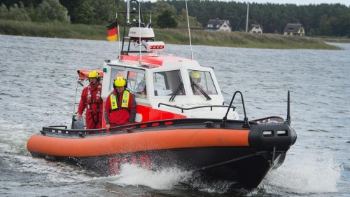 Wieker Bodden: Bootsunglück beim Angeln - ein Toter