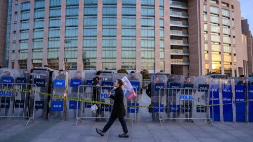 Eilmeldung 08:15 Uhr Türkei: Gericht ordnet Untersuchungshaft gegen Ekrem İmamoğlu an