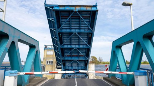 Verkehr: Reparatur an Brückenklappe: Sperrungen zur Insel Usedom