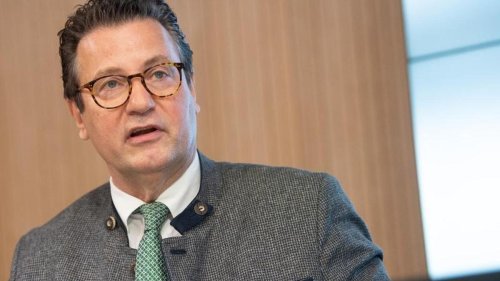Forstwirtschaft: Forstminister begutachtet Waldschäden im Südschwarzwald