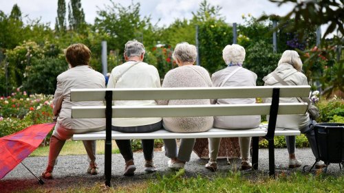 Altersarmut: 2,1 Millionen Rentnerinnen sind armutsgefährdet