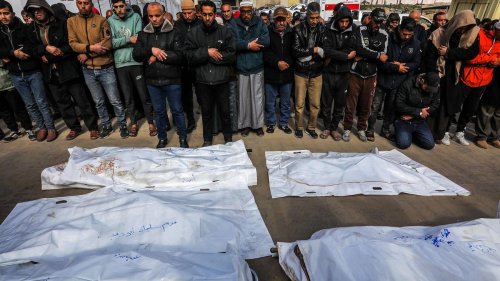 Ende der Waffenruhe: Hamas-Zivilschutz: Über 70 Tote bei neuen Angriffen in Gaza