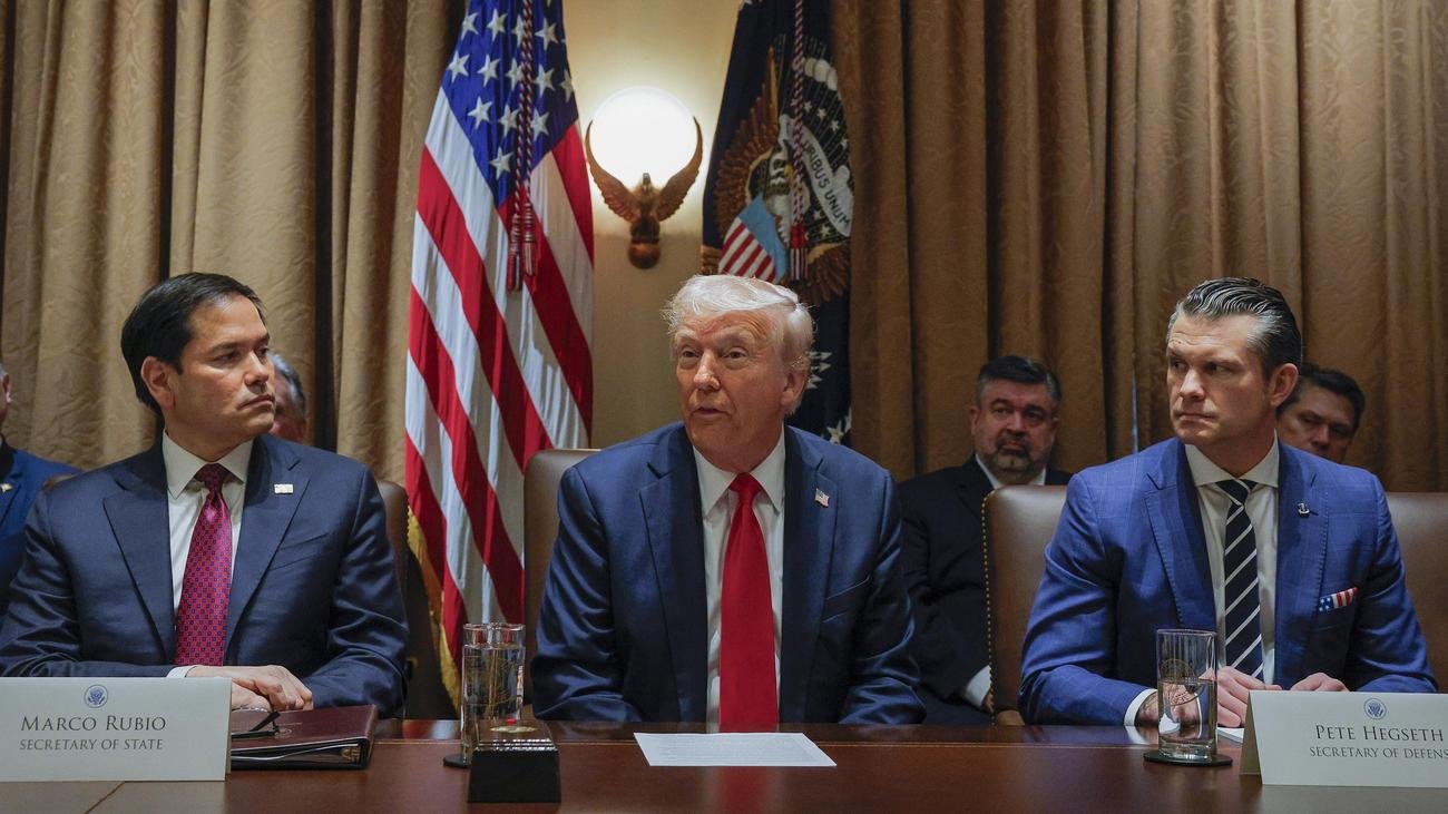 US-Regierung : US-Regierung lädt Journalisten versehentlich in Geheim-Chat ein