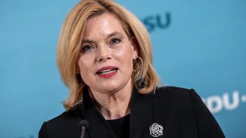 Rolle der Kirche: Julia Klöckner stößt mit Kirchenkritik auf Widerstand
