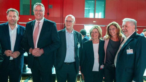 SPD-Vorsitz: Schweitzer: Klingbeil sollte SPD-Chef bleiben