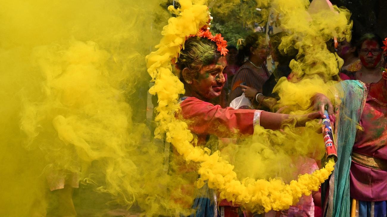Holi-Festival: Farbiges Glück beim Frühlingsfest